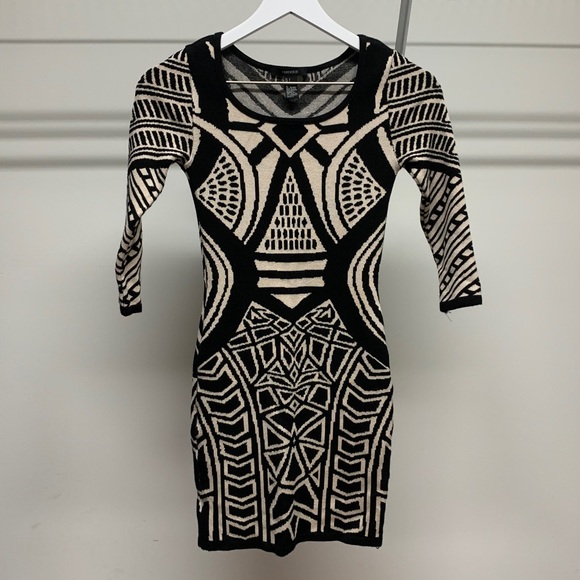 F21 Patterned Jacquard Minidress - Picture 1 of 6